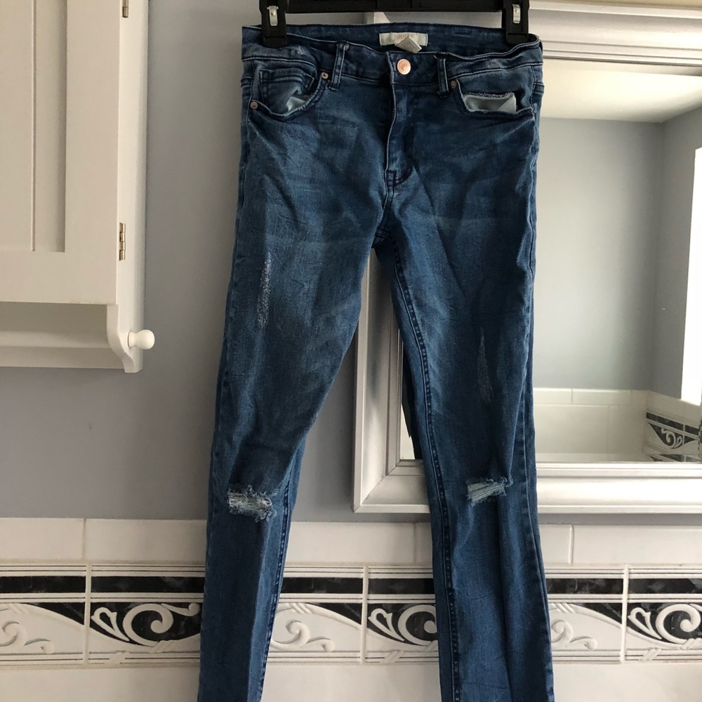Forever21 Ripped Denim Jeans